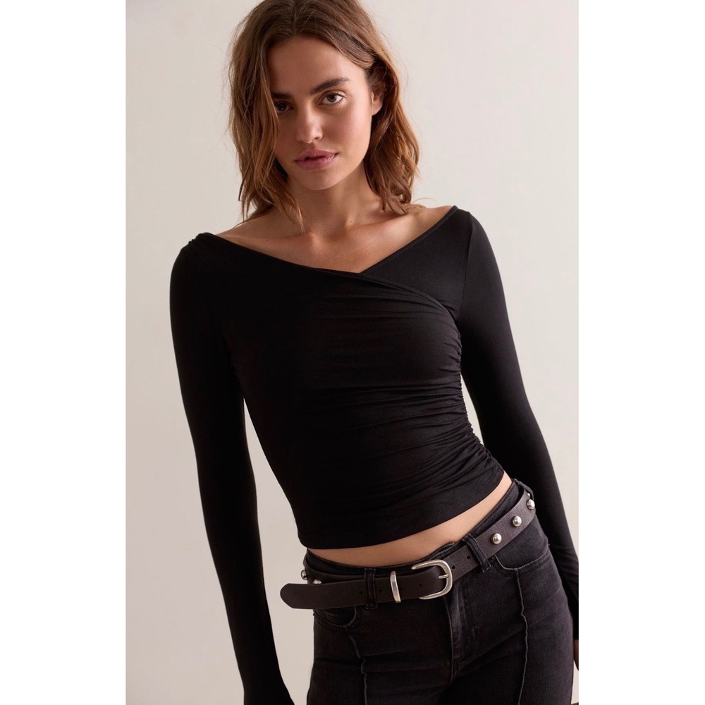 That's a wrap layering NWOT black